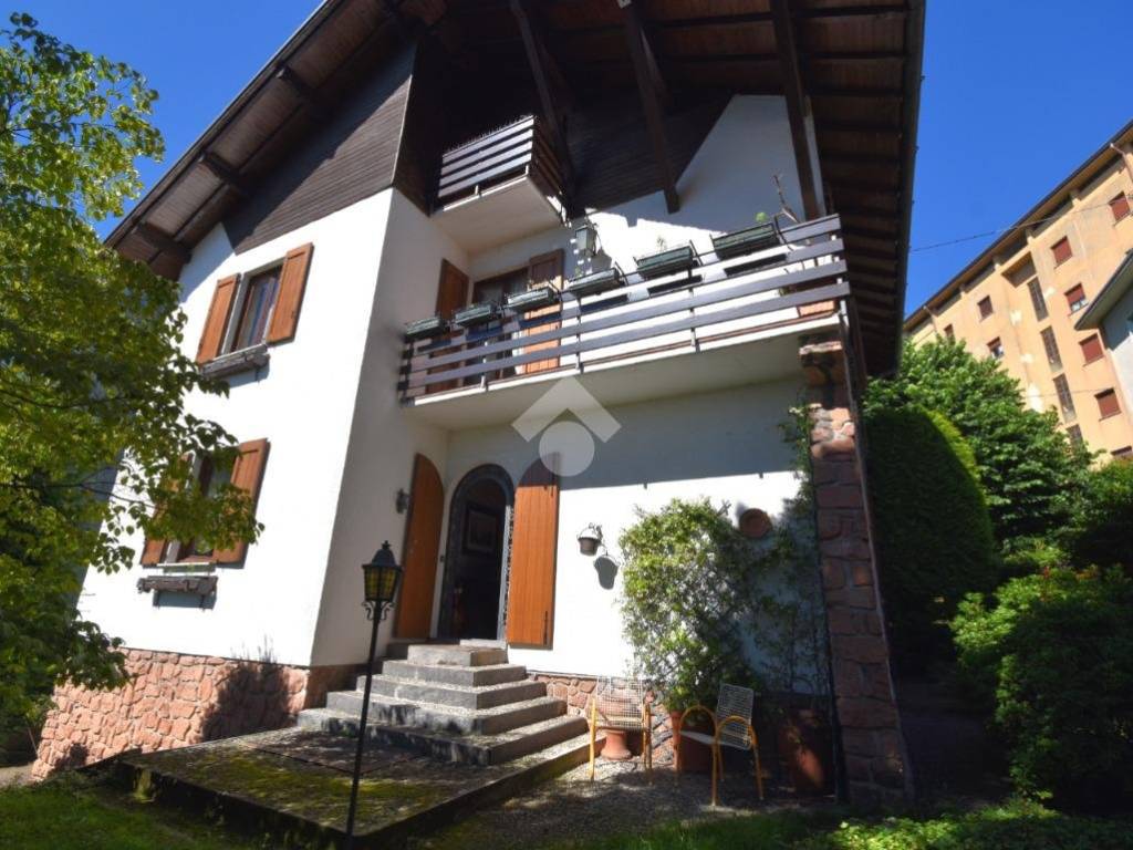 Villa a Cantù in Via Asiago, 57 - Foto 3