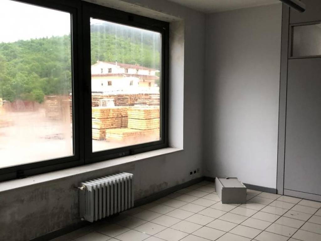 Immobile a Moliterno in VIA GIORGIO AMENDOLA, 281 - Foto 2