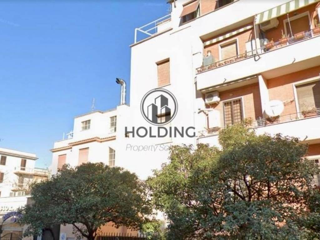 Appartamento a Roma in Via dei Glicini - Foto 2