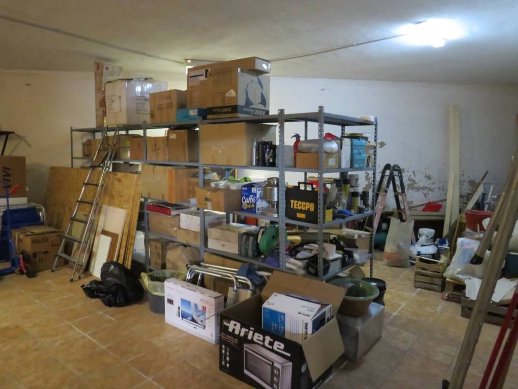 Box / garage a Nepi in Via Roma - Foto 2
