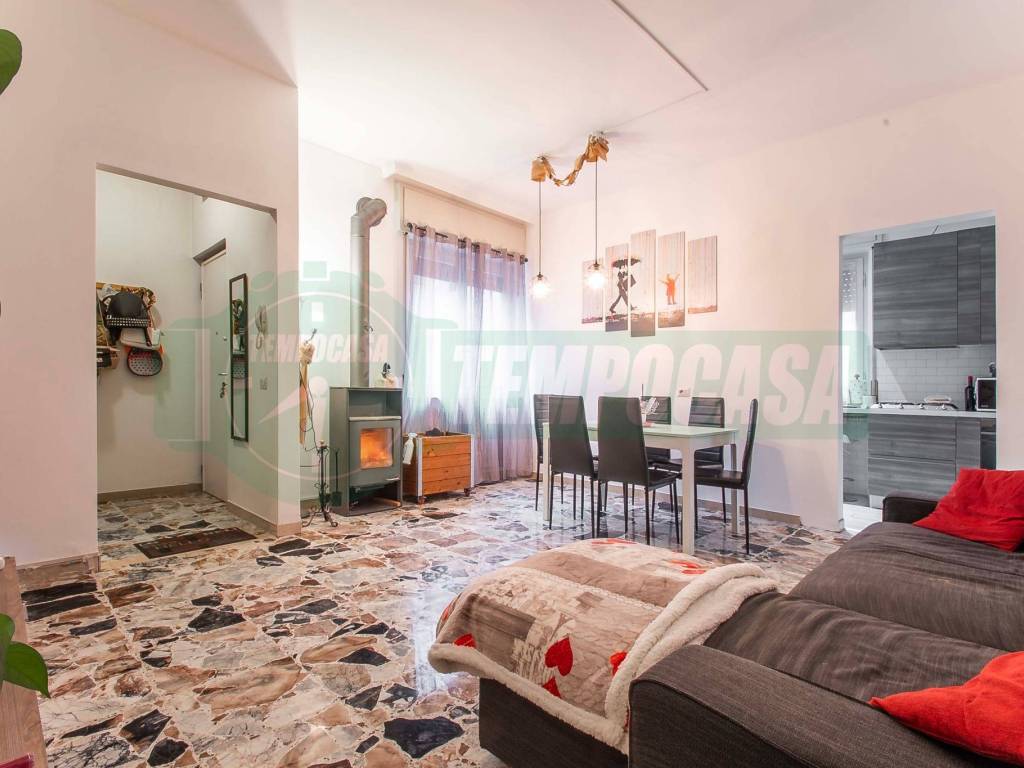 Villa a Tradate in Via Maria Mazzini Drago, 10 - Foto 5