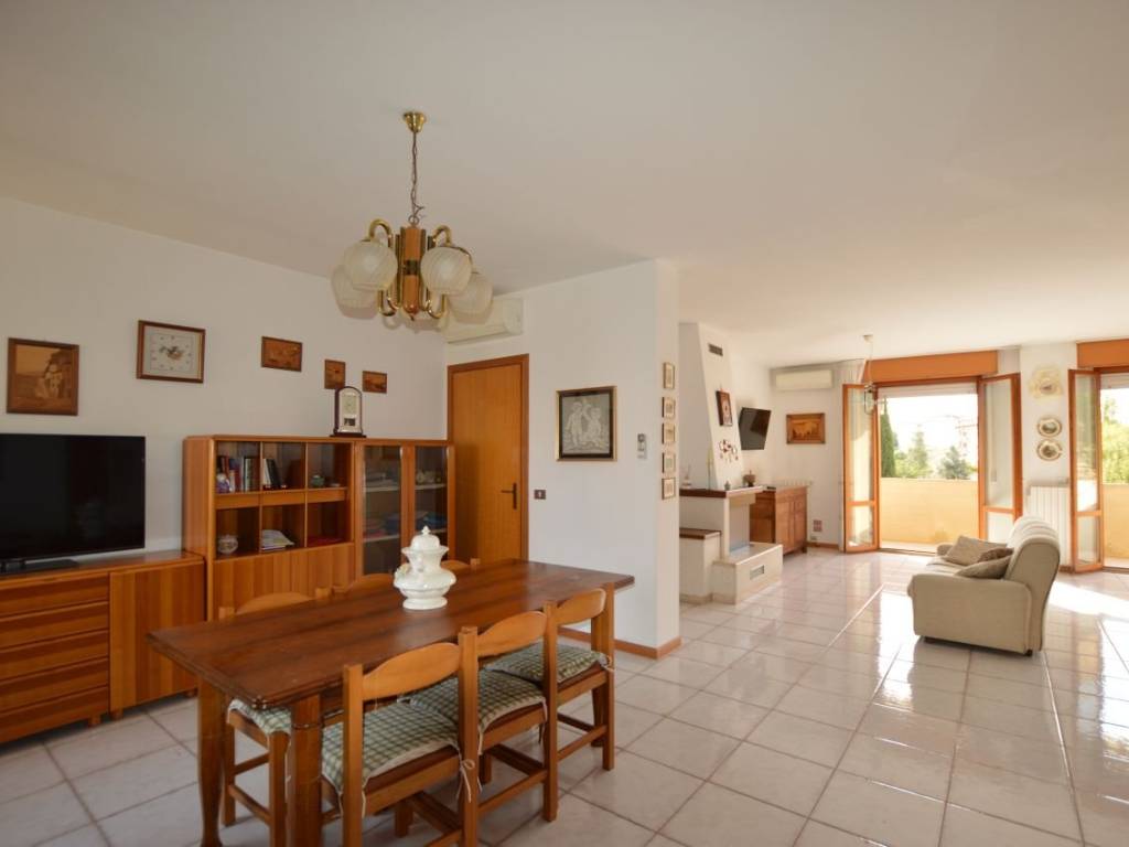 Appartamento a Jesi in Via Fausto Coppi - Foto 4