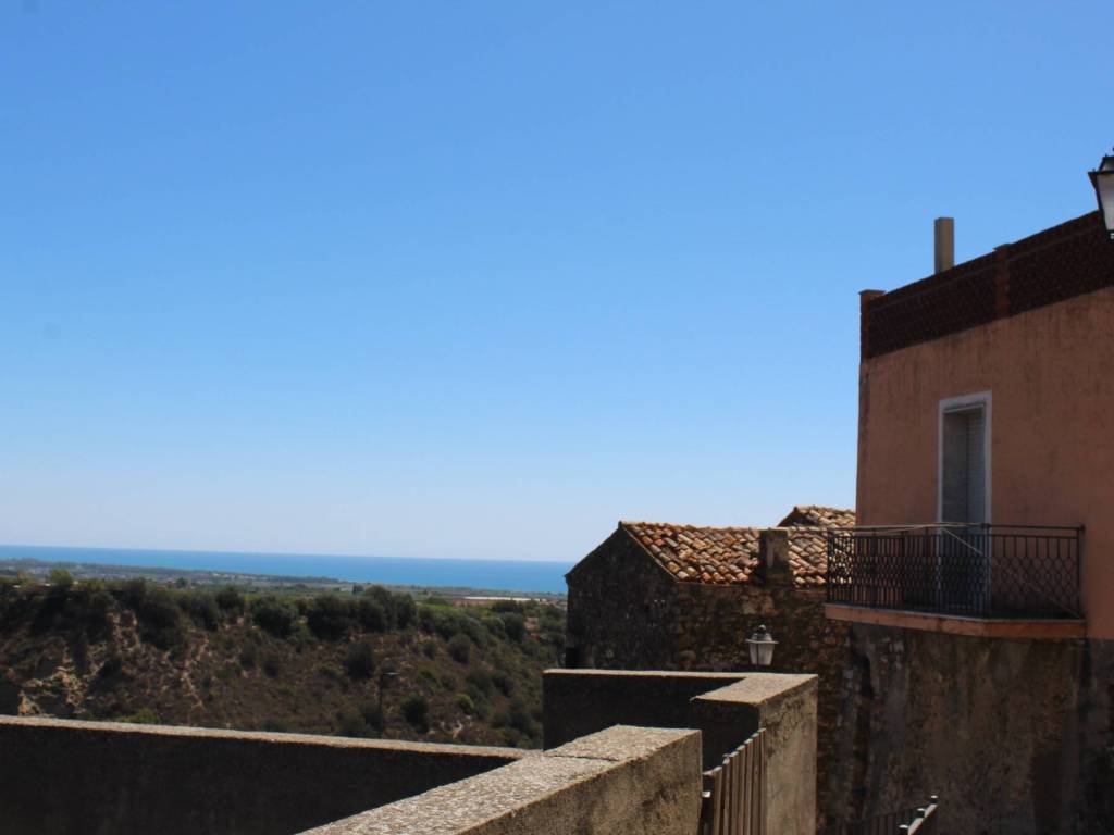 Appartamento a Rocca imperiale in Via Roma - Foto 3
