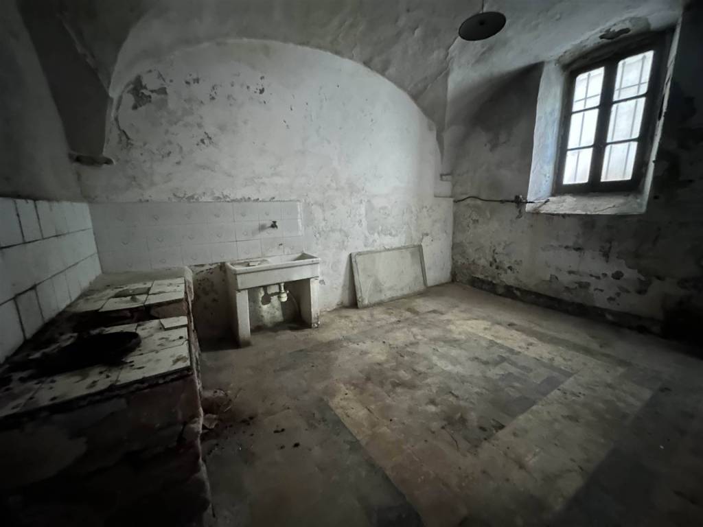 Appartamento a Spotorno in Vico Balilla - Foto 5