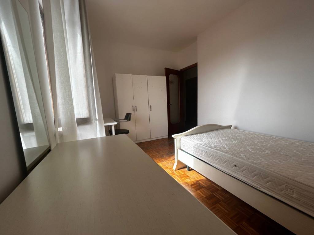 Appartamento a Piacenza in Via Emilia Parmense, 4 - Foto 4