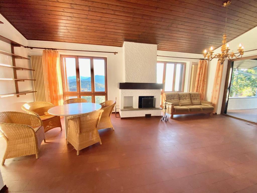 Villa a Luino in Via Torretta - Foto 3