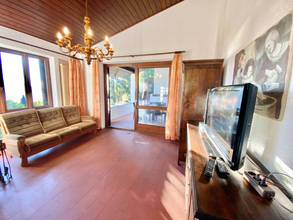 Villa a Luino in Via Torretta - Foto 5
