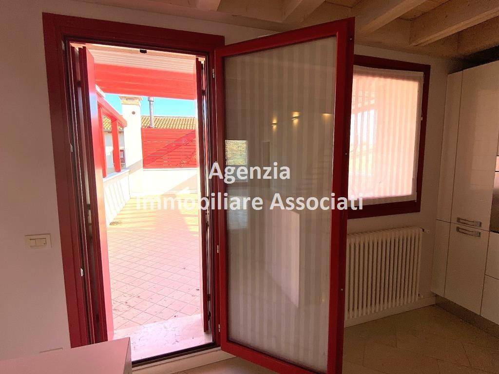 Attico / mansarda a Bassano del grappa in Via Giardinetto - Foto 4