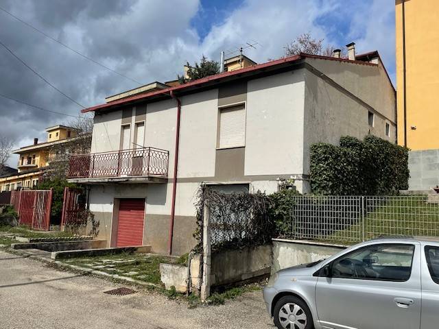 Villa a Avezzano in Via Socrate, 4 - Foto 4