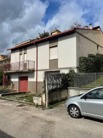 Villa a Avezzano in Via Socrate, 4 - Foto 5