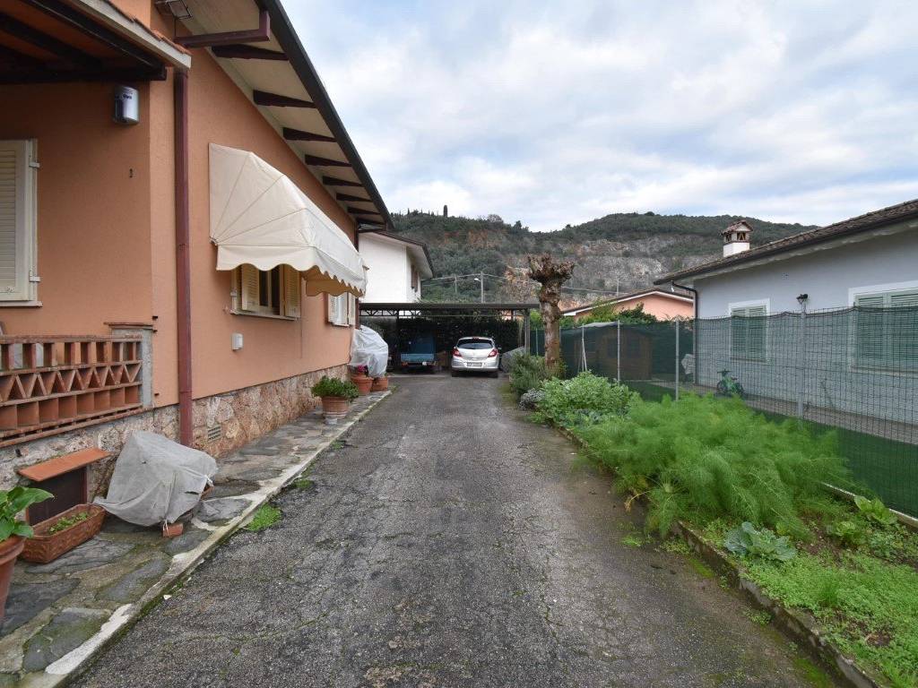 Villa a Pietrasanta in Via Marchetti, 20 - Foto 5