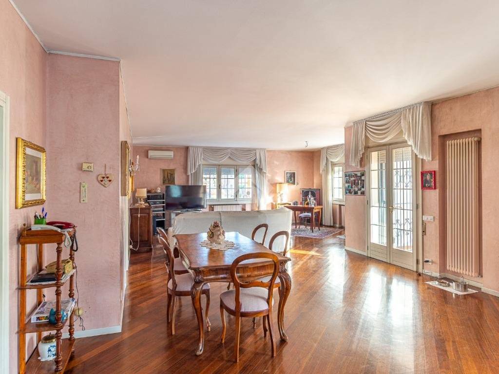 Villa a Vicenza in Via Gaetano Giardino, 7 - Foto 3