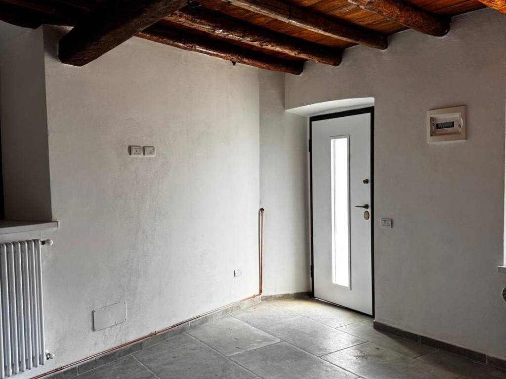 Casa indipendente a Nibionno in Via Luigi Cadorna, 8 - Foto 3