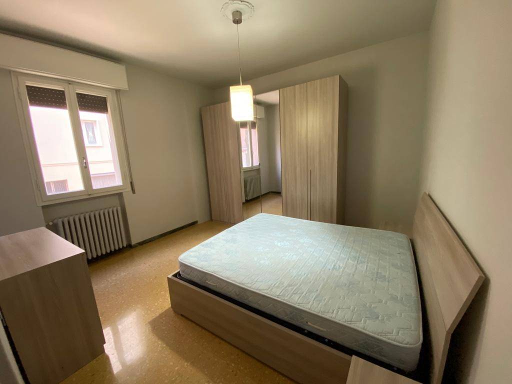 Appartamento a Modena in Via Vincenzo Bellini - Foto 4