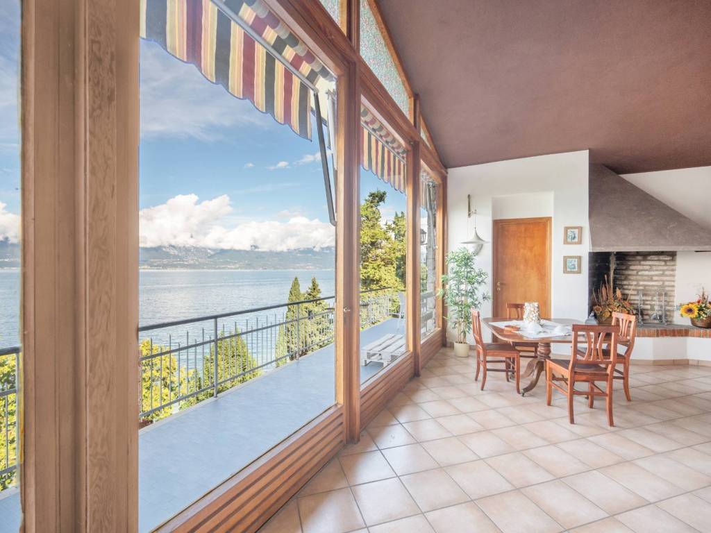 Villa a Torri del benaco in Viale Fratelli Lavanda, 3 - Foto 5