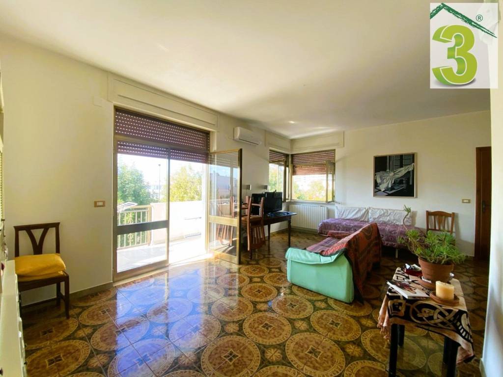 Appartamento a Tricase in Via Giosuè Carducci - Foto 4