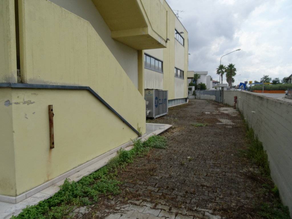Immobile a Roseto degli abruzzi in Via Brasile - Foto 3