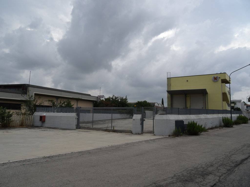 Immobile a Roseto degli abruzzi in Via Brasile - Foto 4