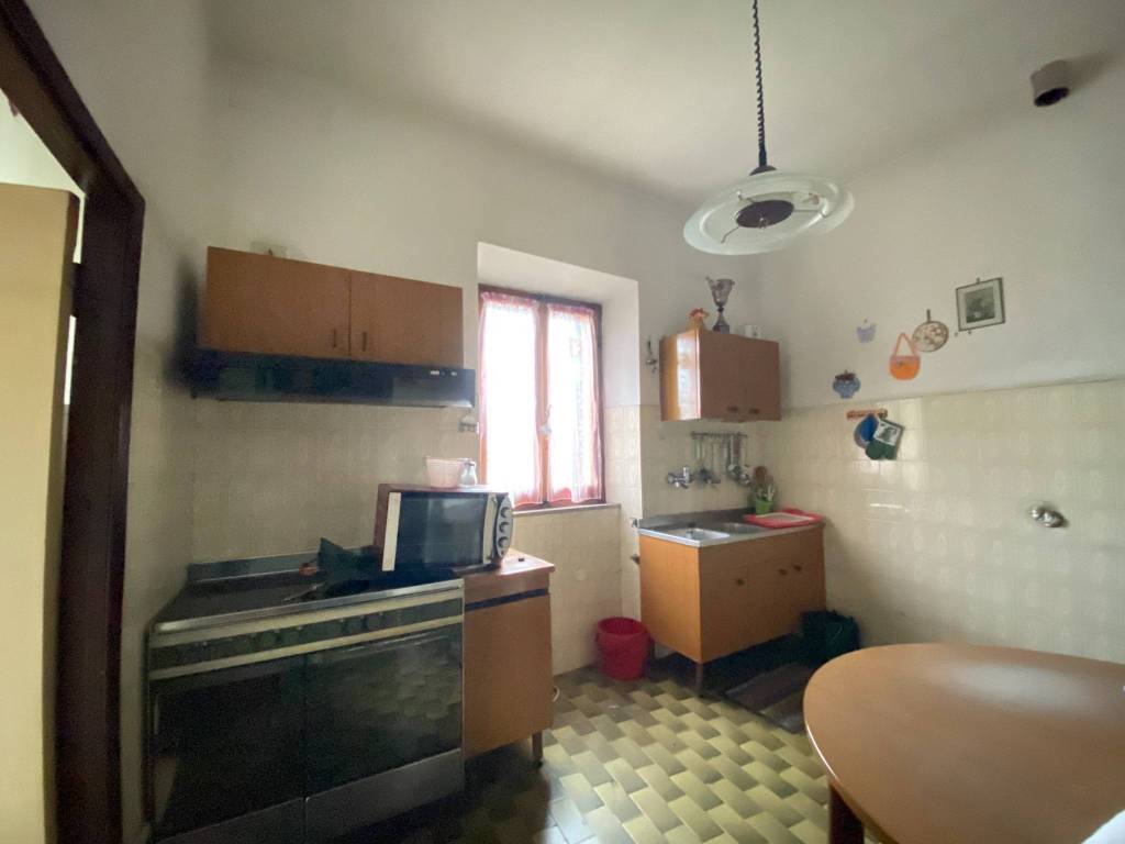 Appartamento a Sarteano in Piazza 24 Giugno 1944 - Foto 2