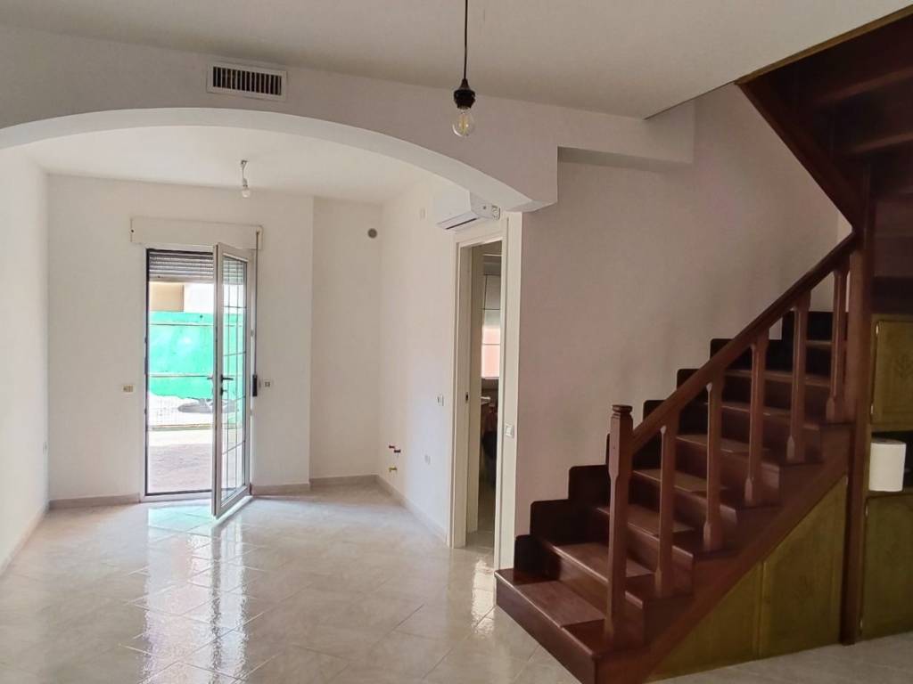 Casa indipendente a Assemini in Via del Popolo, 10 - Foto 2