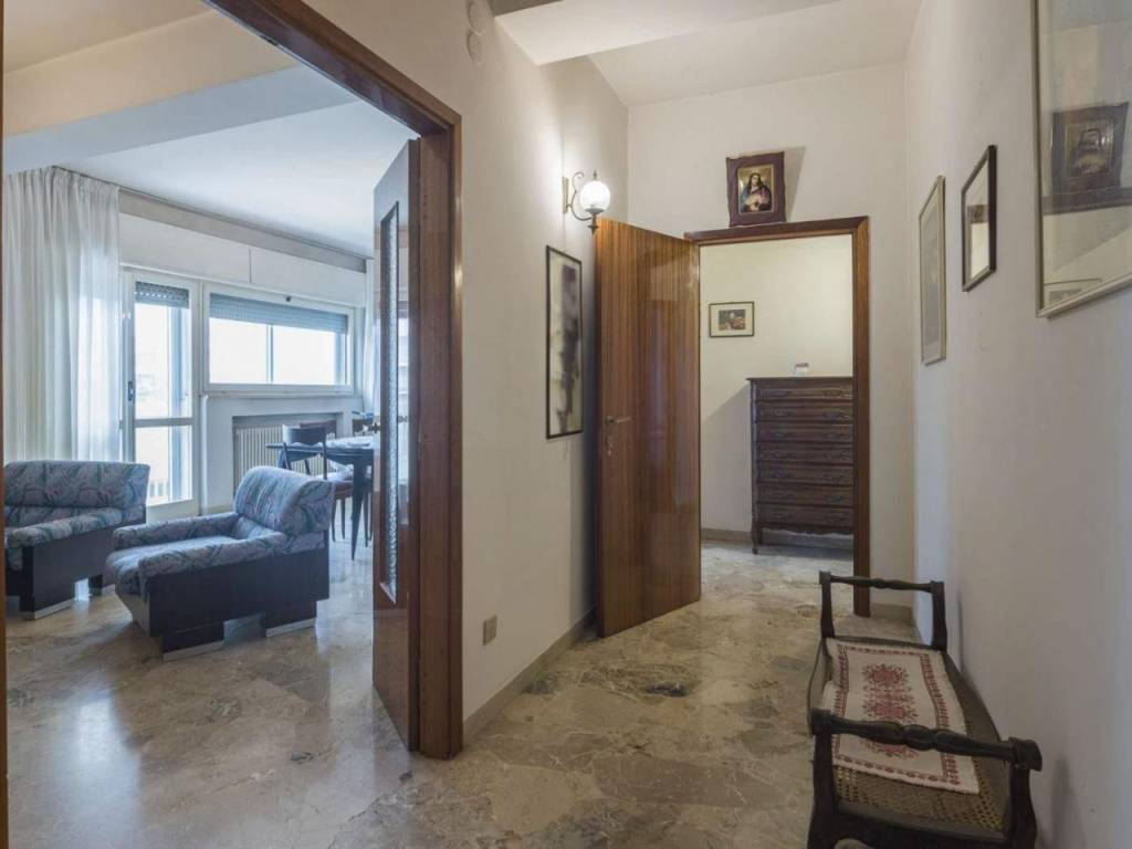 Appartamento a Riccione in Viale Damiani, 1 - Foto 4