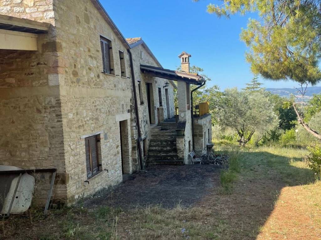 Rustico / casale a Assisi in Località San Rufino Campagna - Foto 3