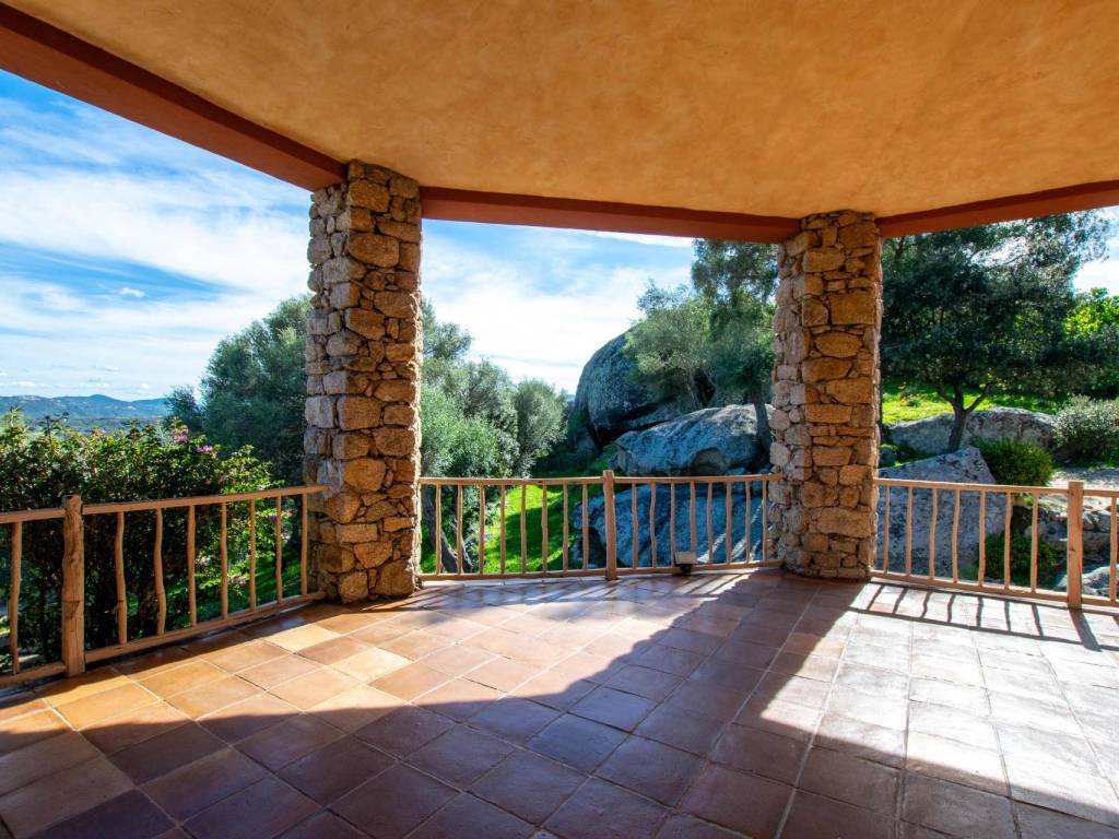Villa a Arzachena in Via Augusto Righi - Foto 4