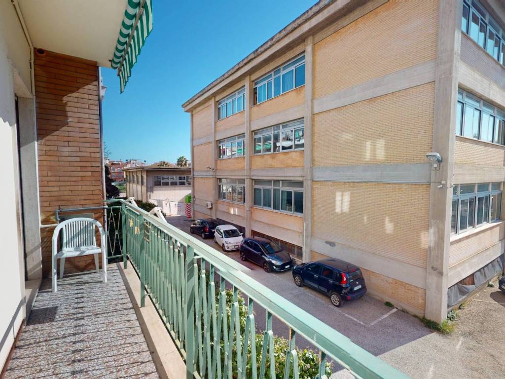 Appartamento a San benedetto del tronto in Viale Alcide De Gasperi, 125 - Foto 3