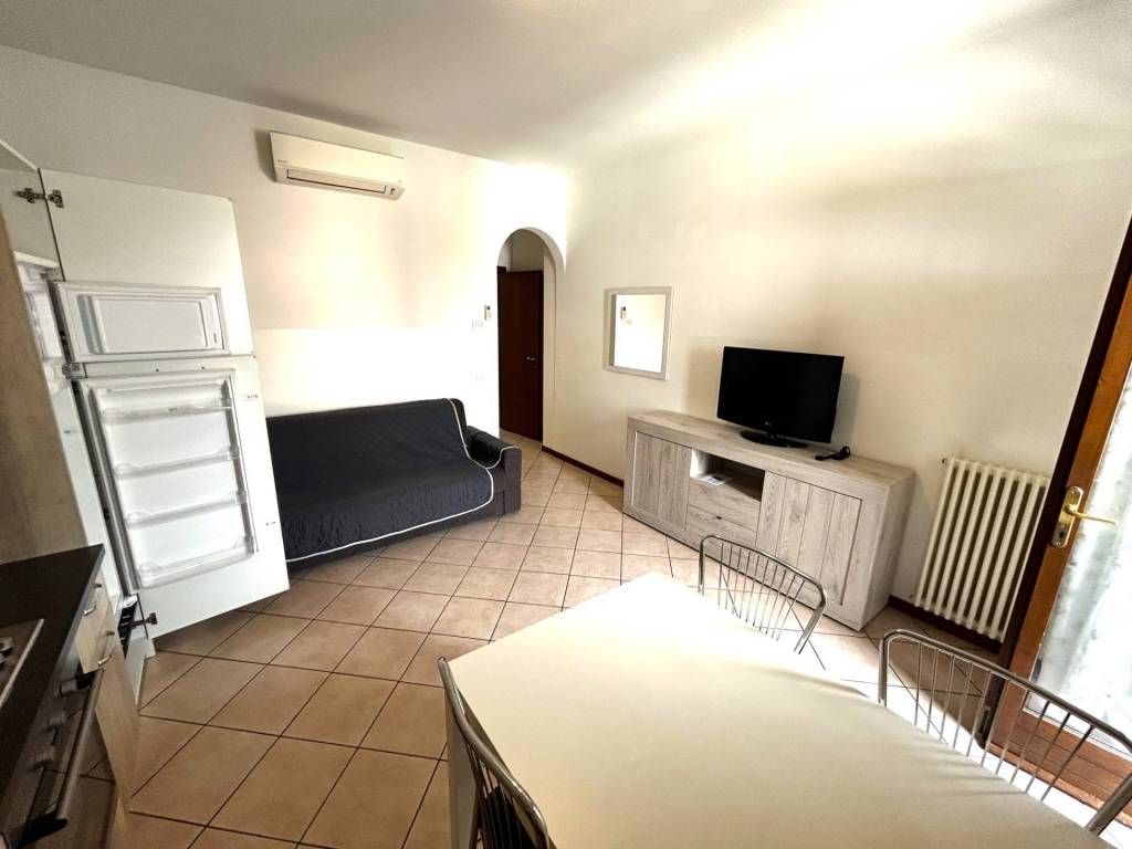 Appartamento a Verona in Via Antonio Zanella - Foto 2