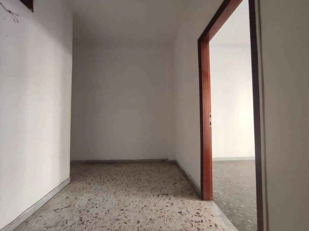 Appartamento a Taranto in Via Emilia, 38 - Foto 3