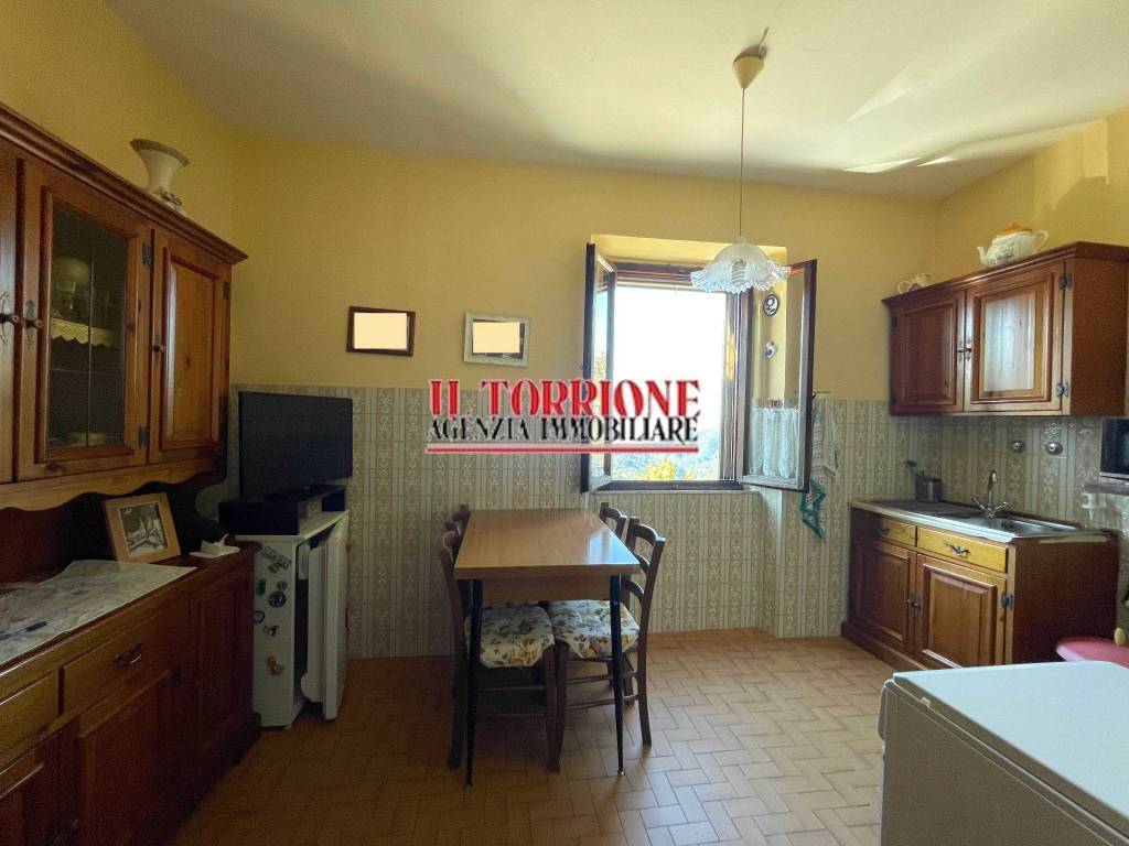 Casa indipendente a Pescia in Borgo Giacomo Matteotti - Foto 4