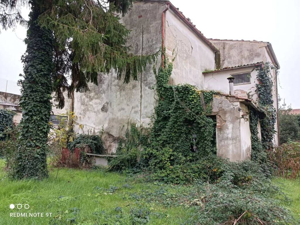 Villa a Ponsacco in Via Verdi, 1 - Foto 3