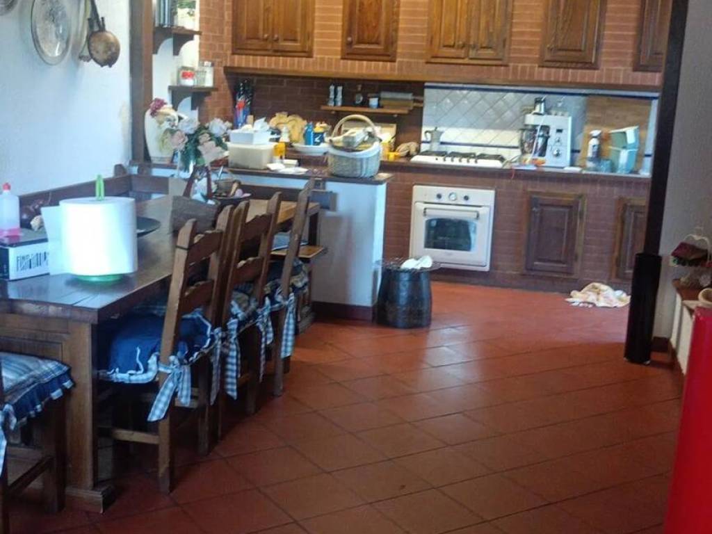 Villa a Crespina e lorenzana in Via Silvestro Lega, 2 - Foto 3