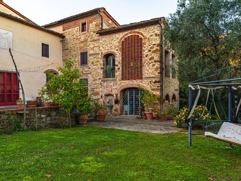 Villa a Serravalle pistoiese in Vinacciano - Foto 2
