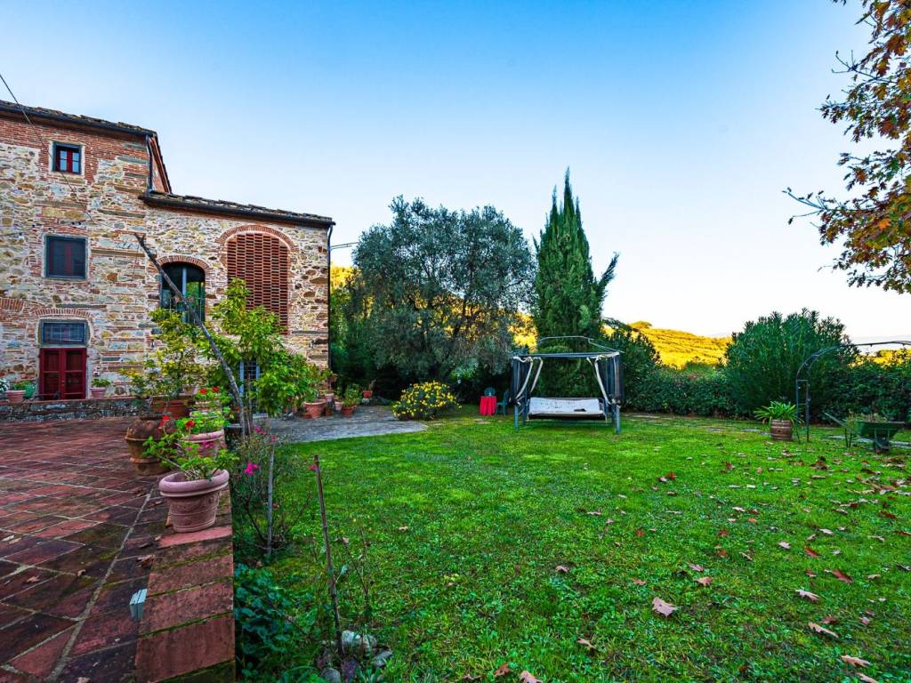 Villa a Serravalle pistoiese in Vinacciano - Foto 3