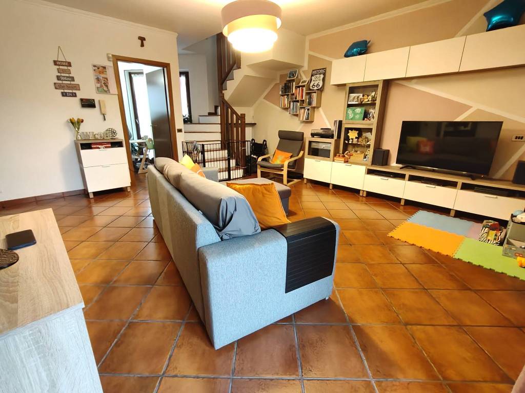 Appartamento a Caramagna piemonte in Via San Biagio, 17 - Foto 2
