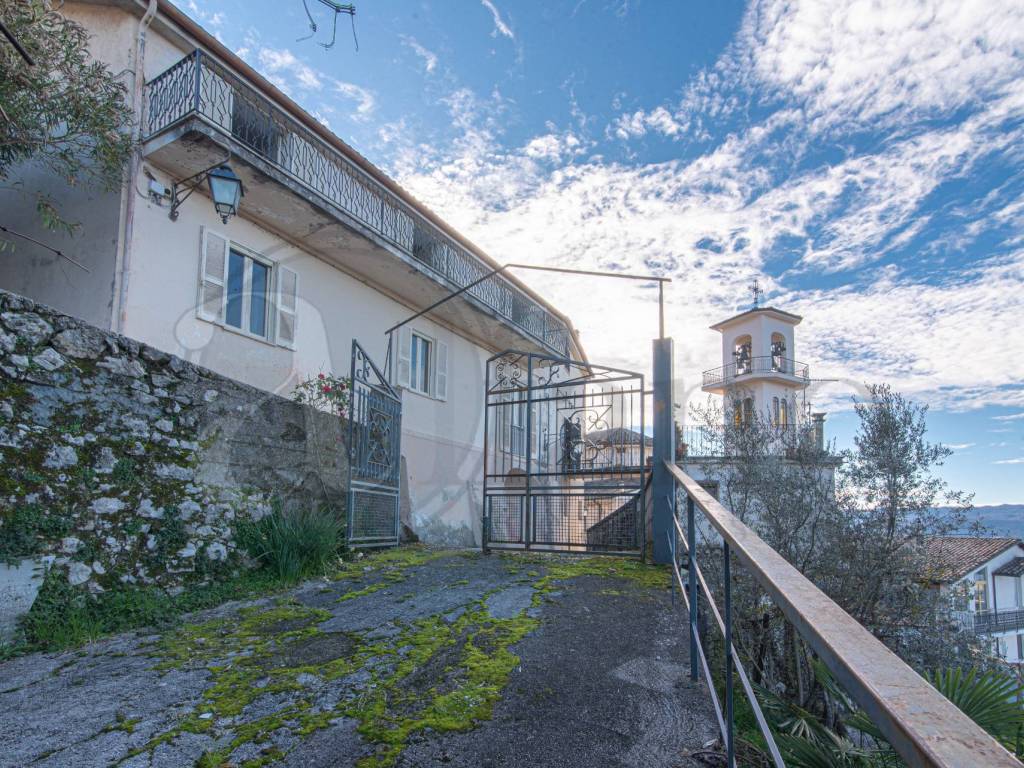 Palazzo / stabile a Posta fibreno in Via Indipendenza, 1 - Foto 4