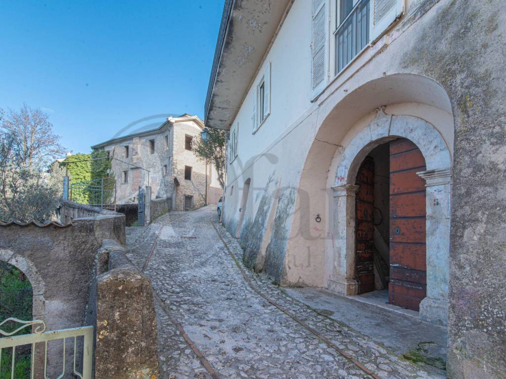 Palazzo / stabile a Posta fibreno in Via Indipendenza, 1 - Foto 5
