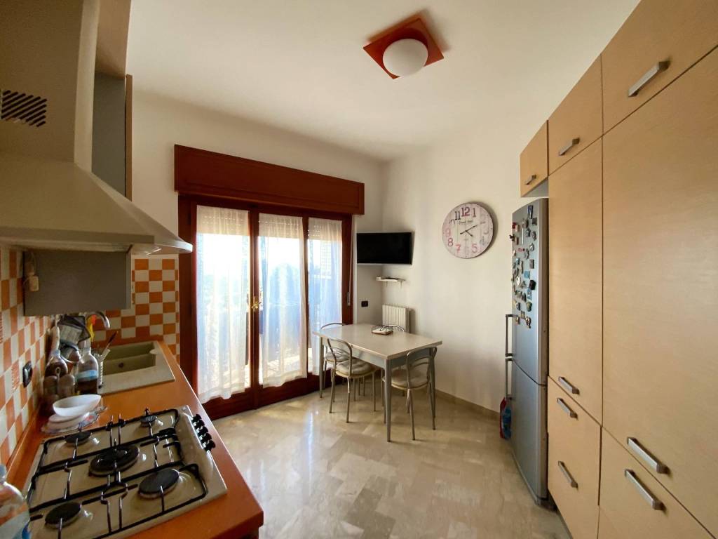 Appartamento a Catanzaro in Via Ettore Vitale, 180 - Foto 2
