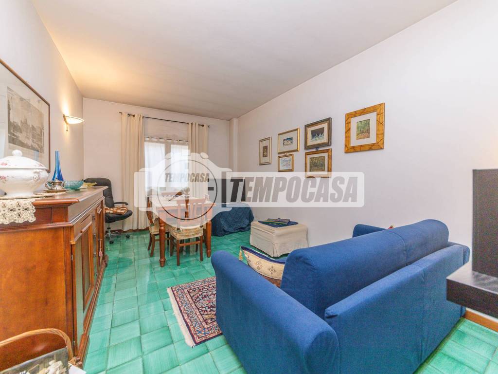 Appartamento a Roma in Via Sestio Menas 120 - Foto 4
