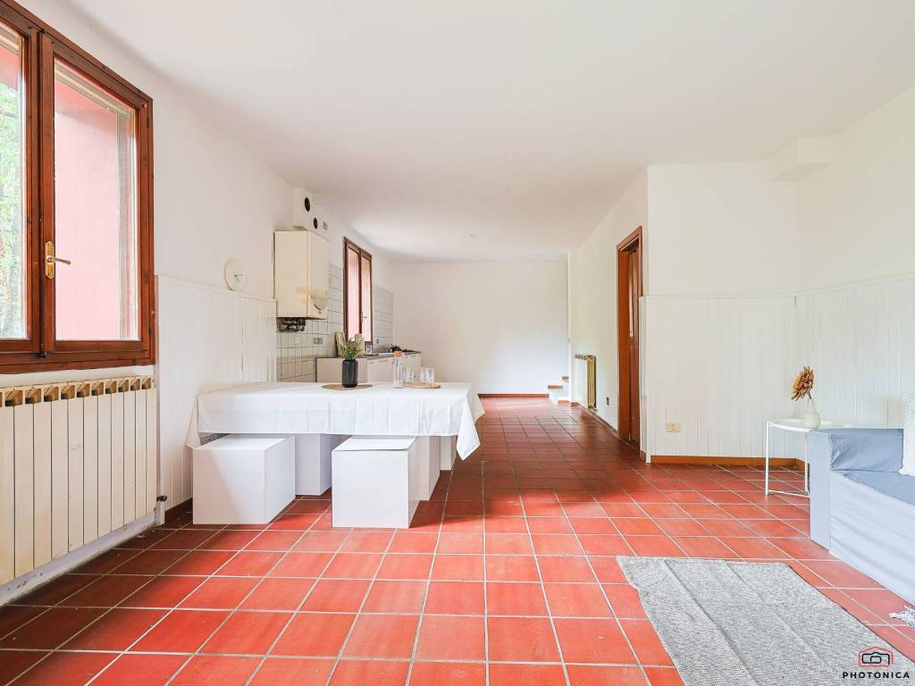 Appartamento a Castel san pietro terme in Via Giuseppe Tanari - Foto 2