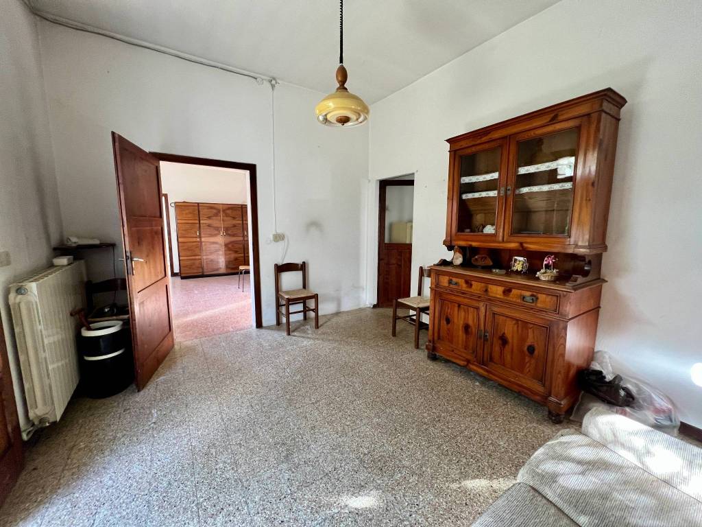Casa indipendente a Alfonsine in Viale Stazione - Foto 2