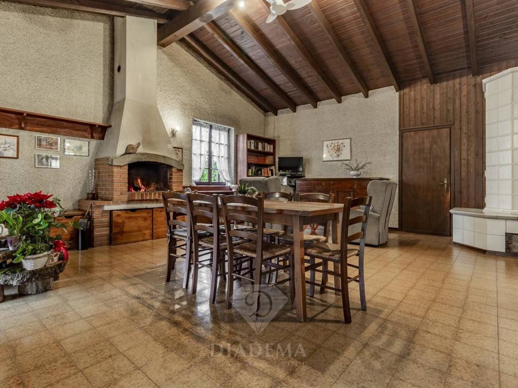 Villa a Besnate in Via Centenate, 10 - Foto 2