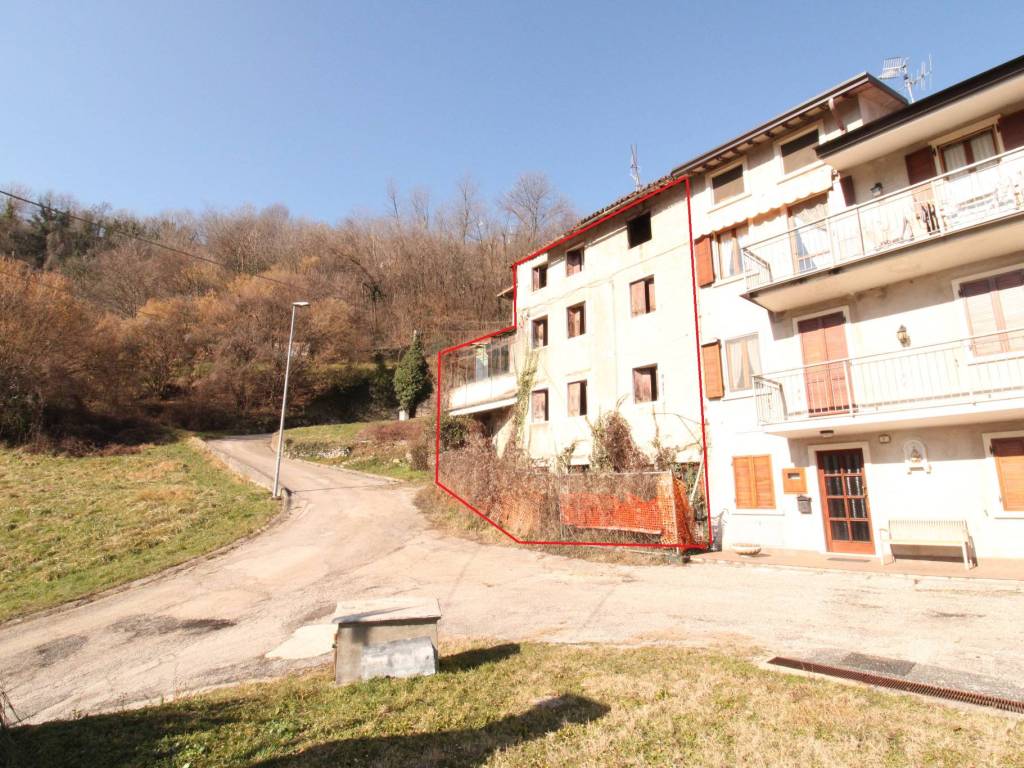 Villa a Valdagno in Via Gaetano Marzotto - Foto 3