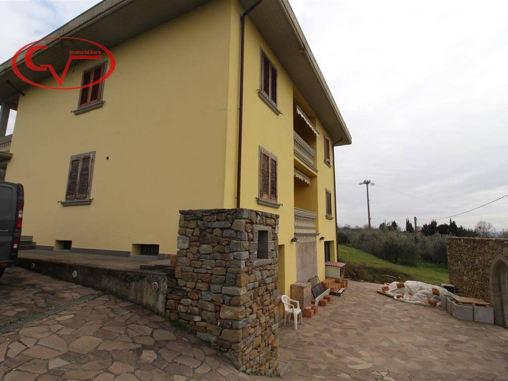 Villa a Loro ciuffenna in Strada Provinciale Setteponti - Foto 3