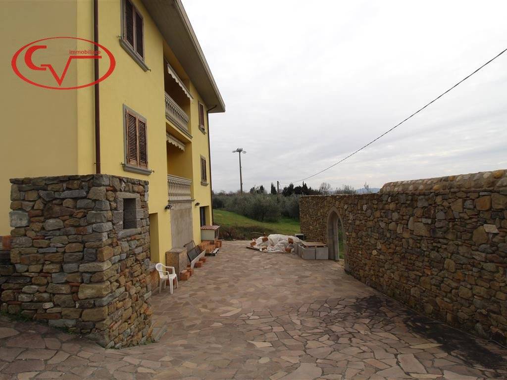 Villa a Loro ciuffenna in Strada Provinciale Setteponti - Foto 4