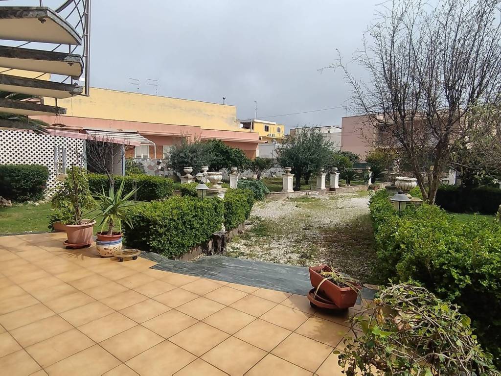 Villa a Siracusa in Via Stromboli, 7 - Foto 2