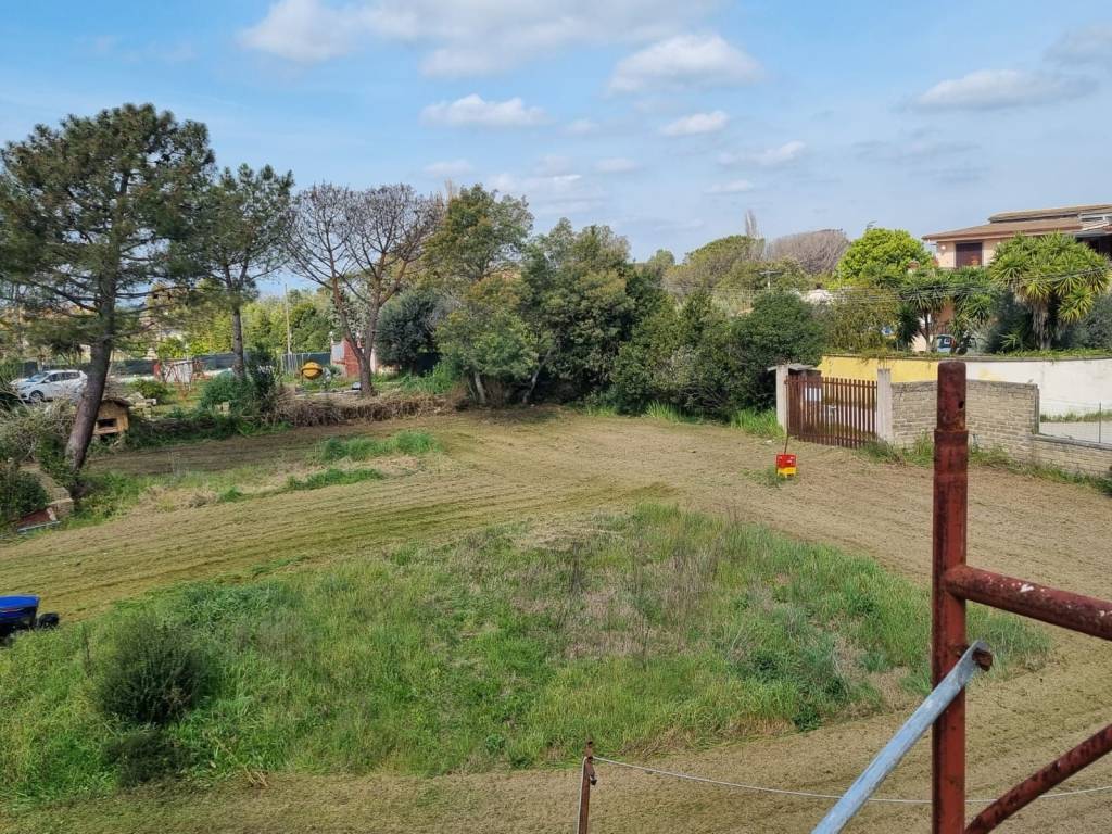 Villa a Aprilia in VIA CAVONE, 8 - Foto 3