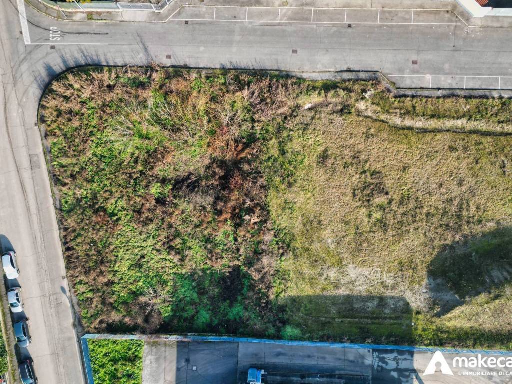 Terreno a Lodi vecchio in angolo strada vecchia Monzasca-Via Sardegna - Foto 2