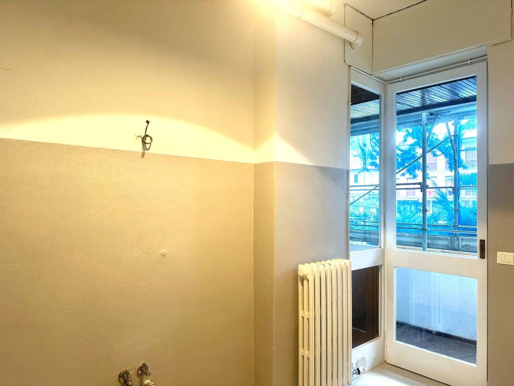 Appartamento a Arona in Via Ingegner Gian Giacomo Ponti, 1 - Foto 4